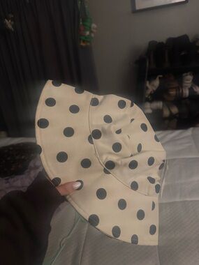 Polka dot bucket hat